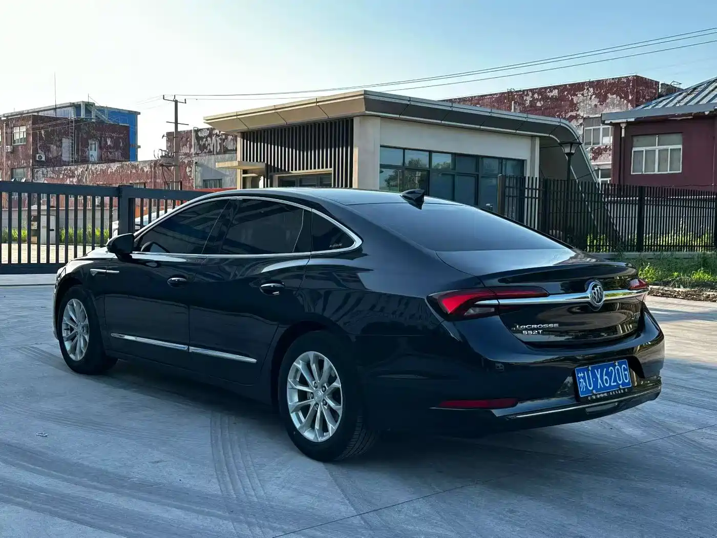 BUICK LACROSSE