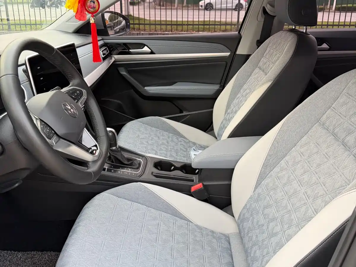 Volkswagen Lavida 2023 280TSI DSG Comfort Edition фото 10
