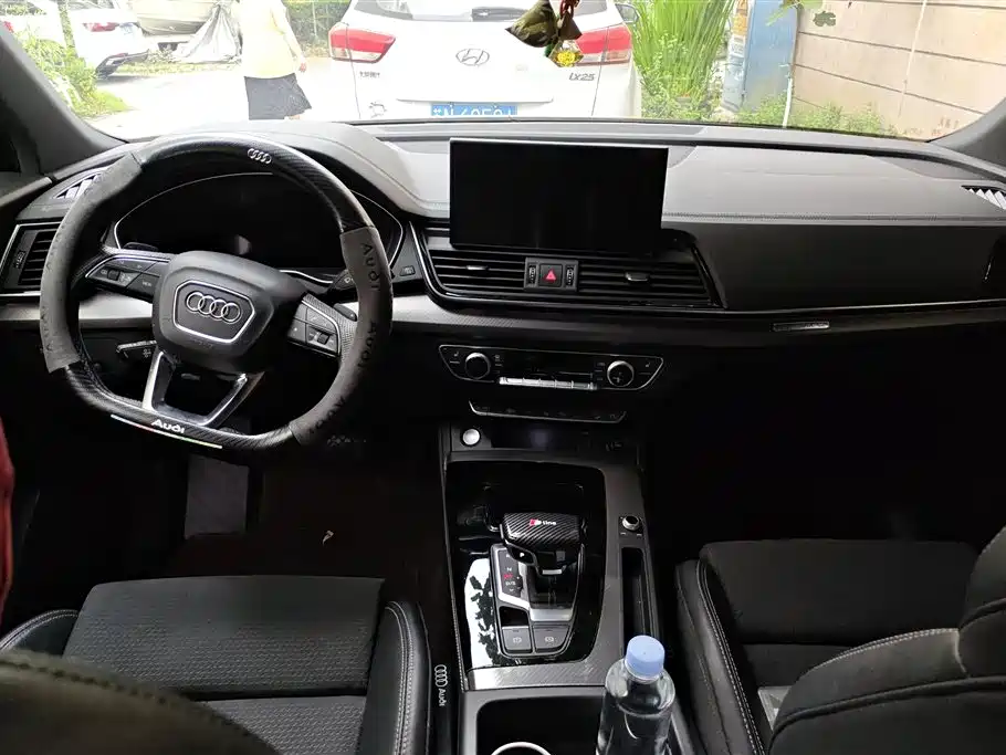 Audi Q5L Sportback 2022 40 TFSI Luxury фото 12