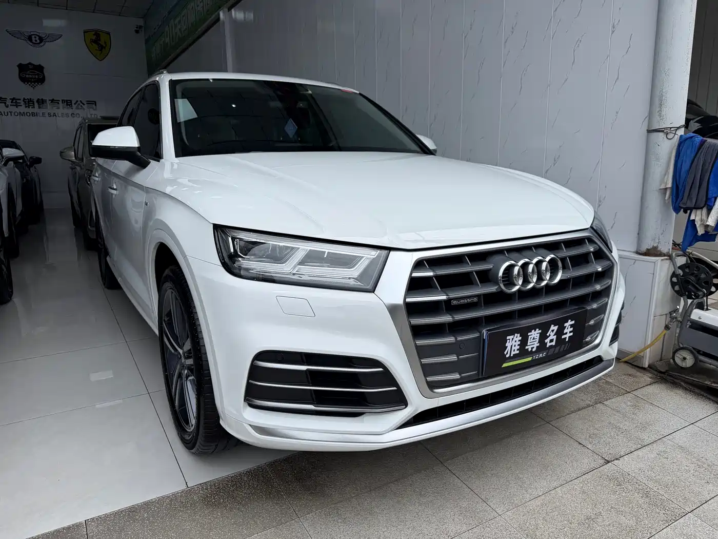 Audi Q5L 2020 40 TFSI Prestige Fashion фото 2