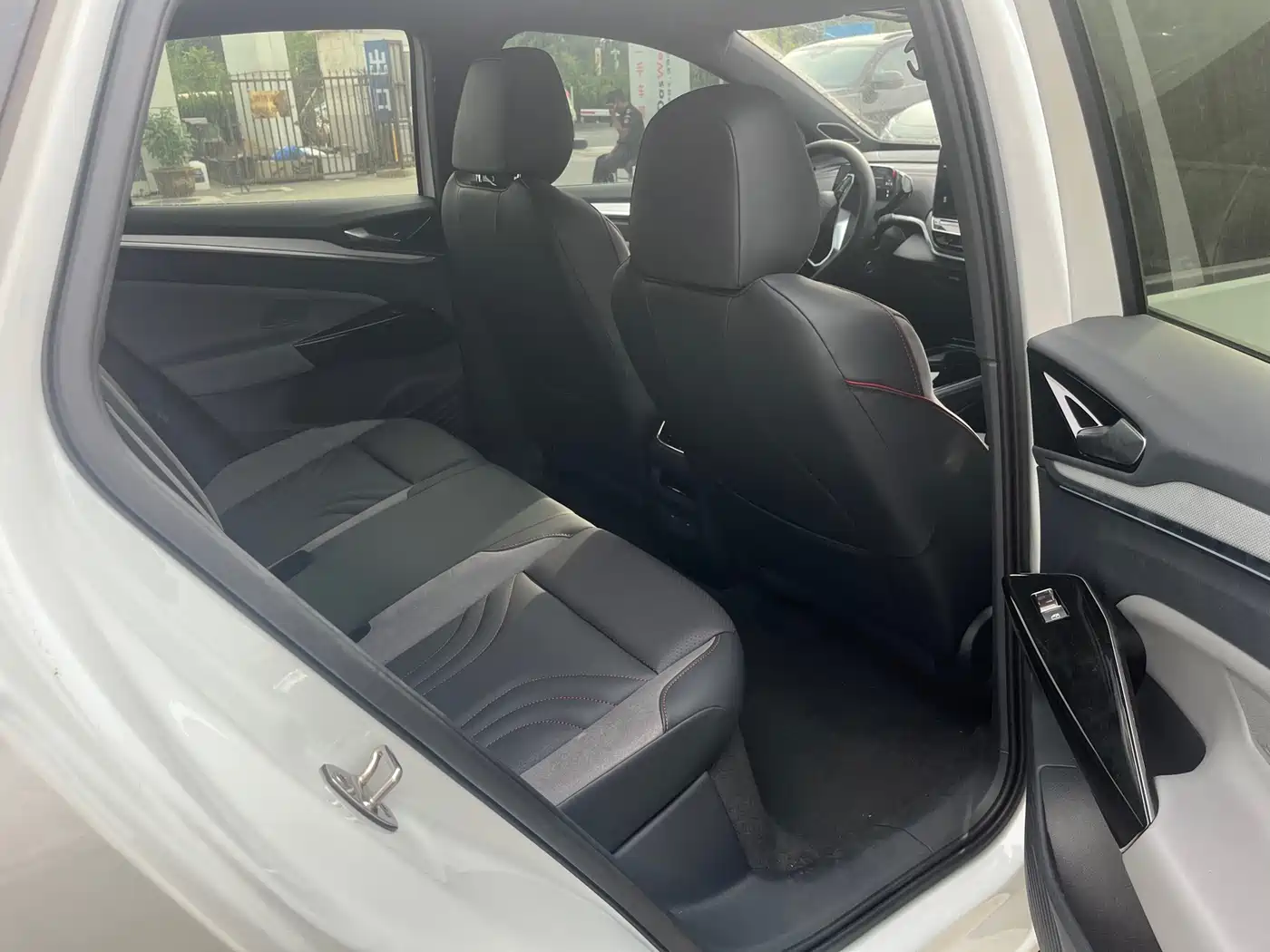 VOLKSWAGEN ID.4 CROZZ