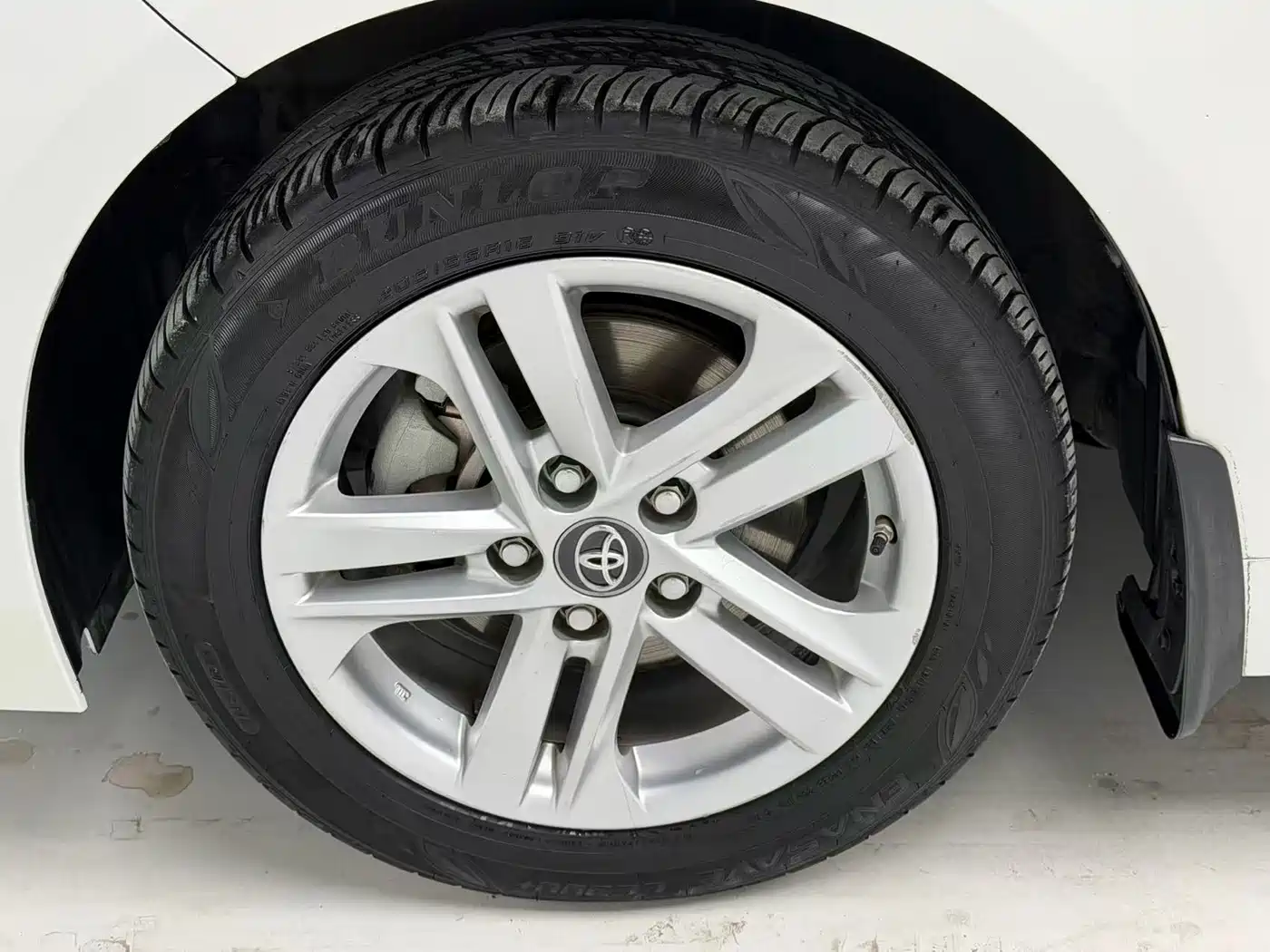 Toyota Levin 2019 185T CVT Luxury Edition China VI фото 8