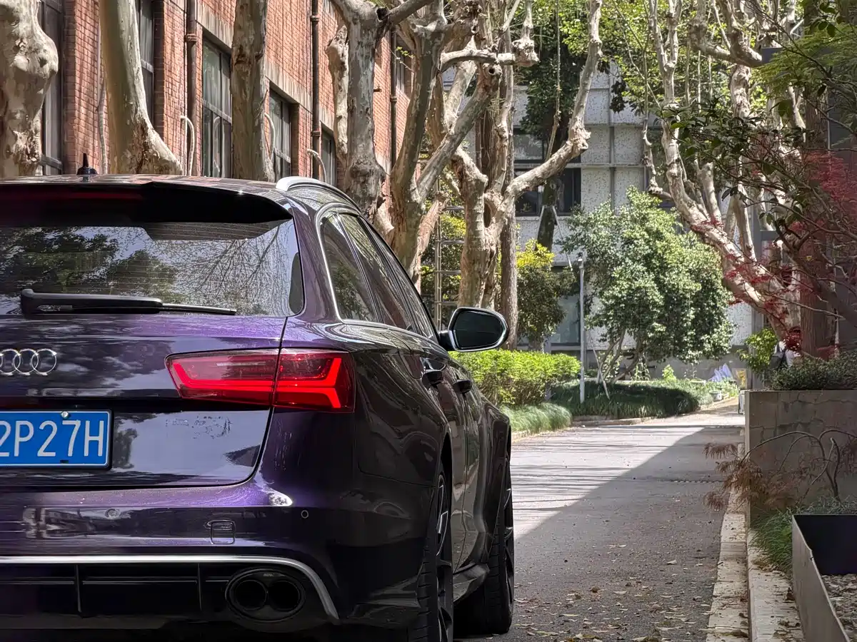 Audi RS 6 2018 RS 6 4.0T Avant Premium Sport Limited Edition фото 5