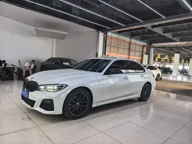BMW 3 325Li, M Спорт-пакет