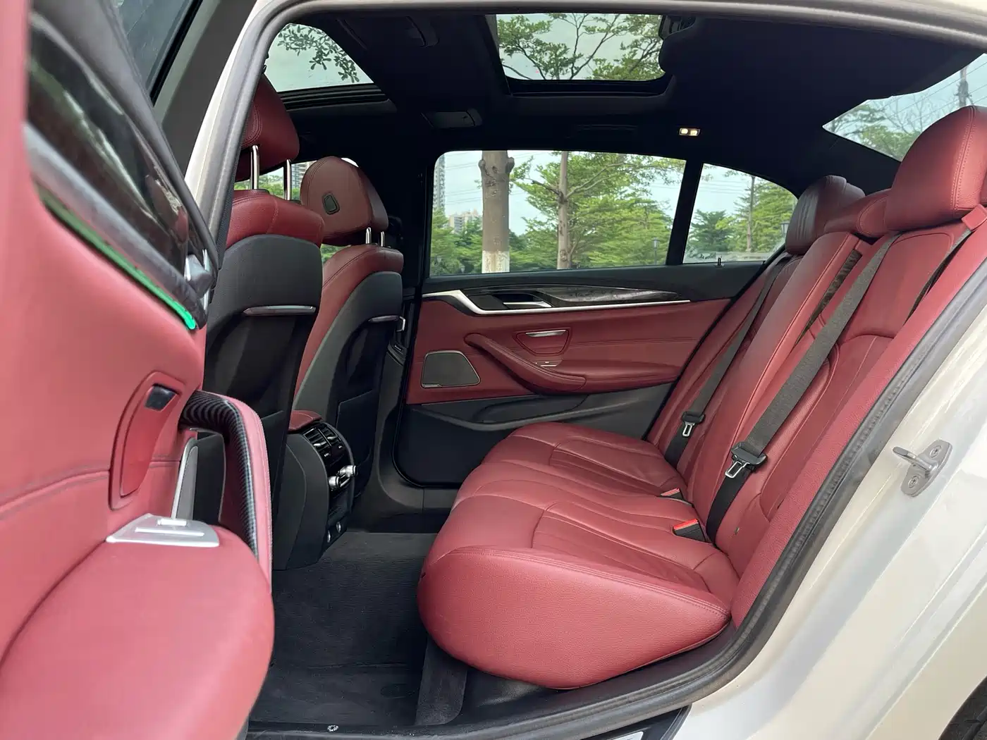 BMW 5 Series 2019 530Li Premium M Sport Package фото 13