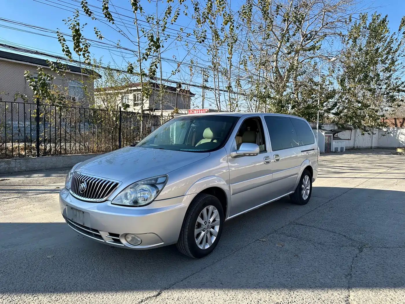 Buick GL8 2012 2011 2.4L CT Comfort Edition