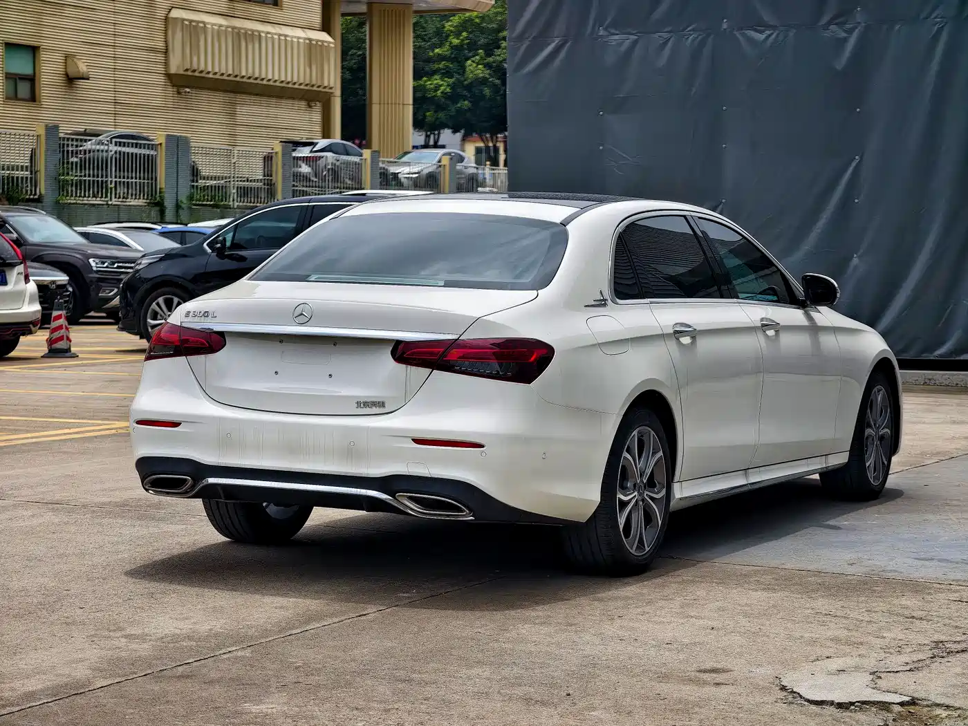 Mercedes-Benz E-Class 2023 Facelift E 300 L Sport Luxury фото 5