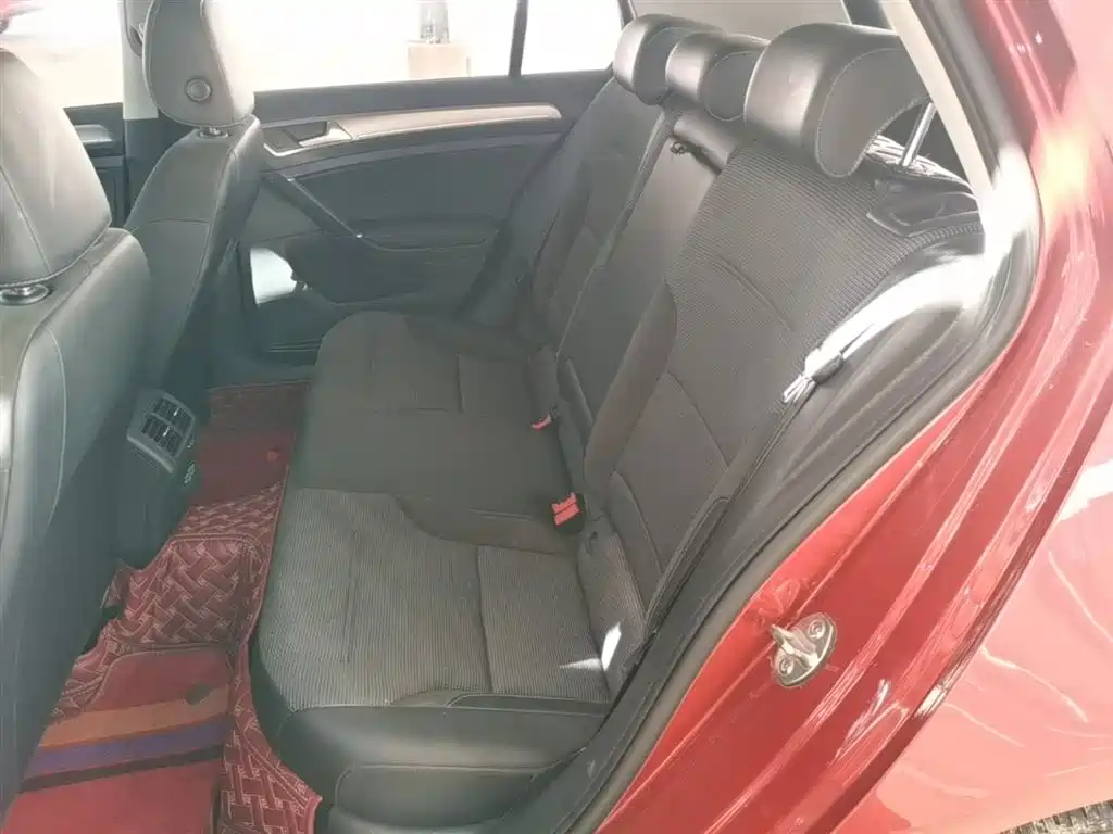 Volkswagen Golf 2019 1.6L Auto Comfort (China V) фото 17