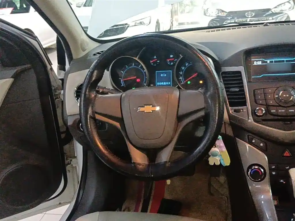 Chevrolet Cruze 2015 1.5L Classic SE AT фото 11