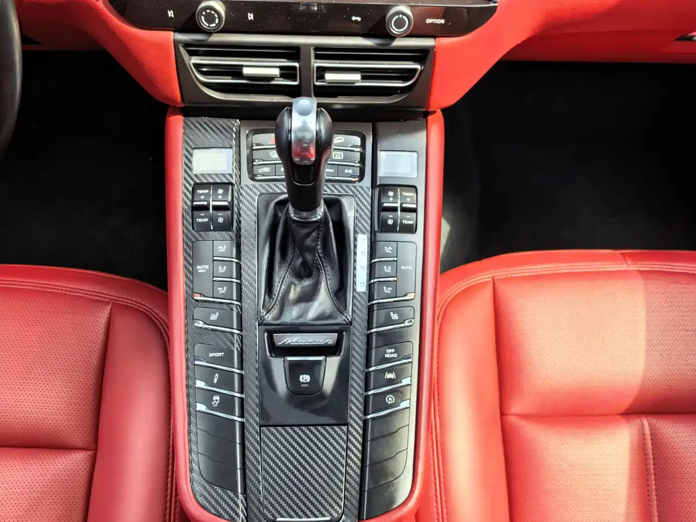 Porsche Macan 2017 Macan 2.0T фото 10