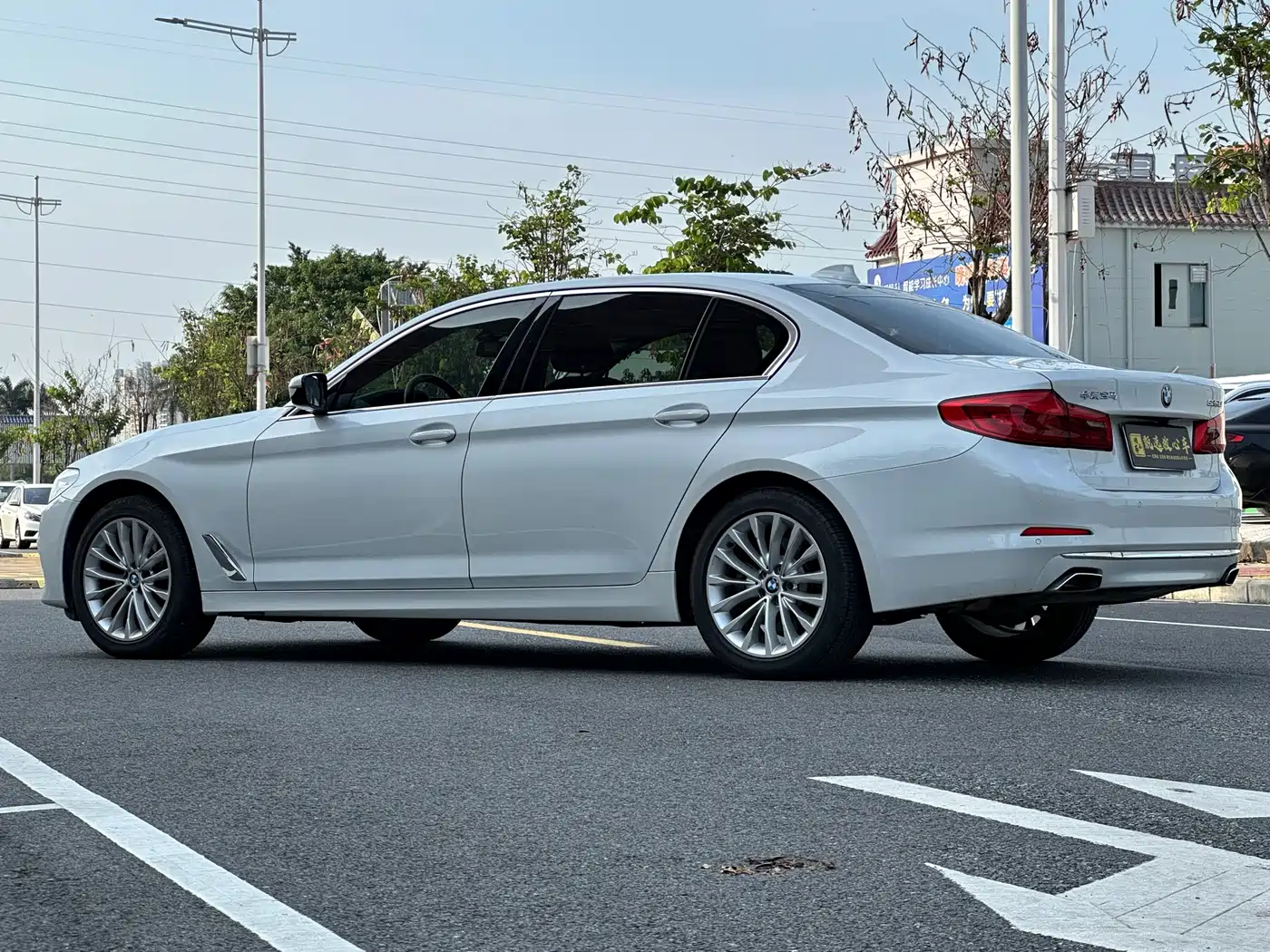 BMW 5 Series 2019 525Li Luxury Package фото 6