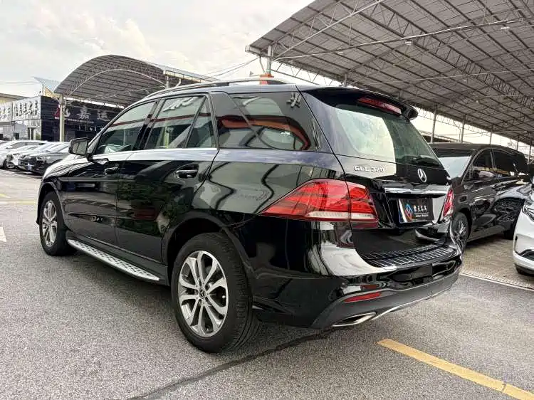 Mercedes-Benz GLE 2017 GLE 320 4MATIC Dynamic фото 11