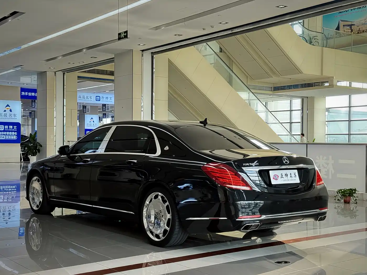 Mercedes-Benz Maybach S-Class 2015 S 400 4MATIC фото 4