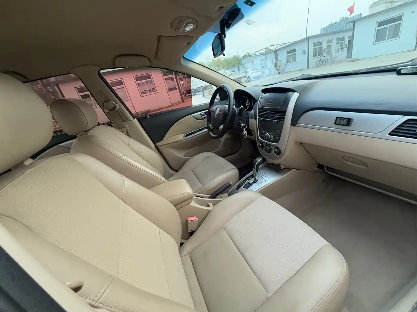 Buick Excelle 2013 1.5L Automatic Classic фото 8