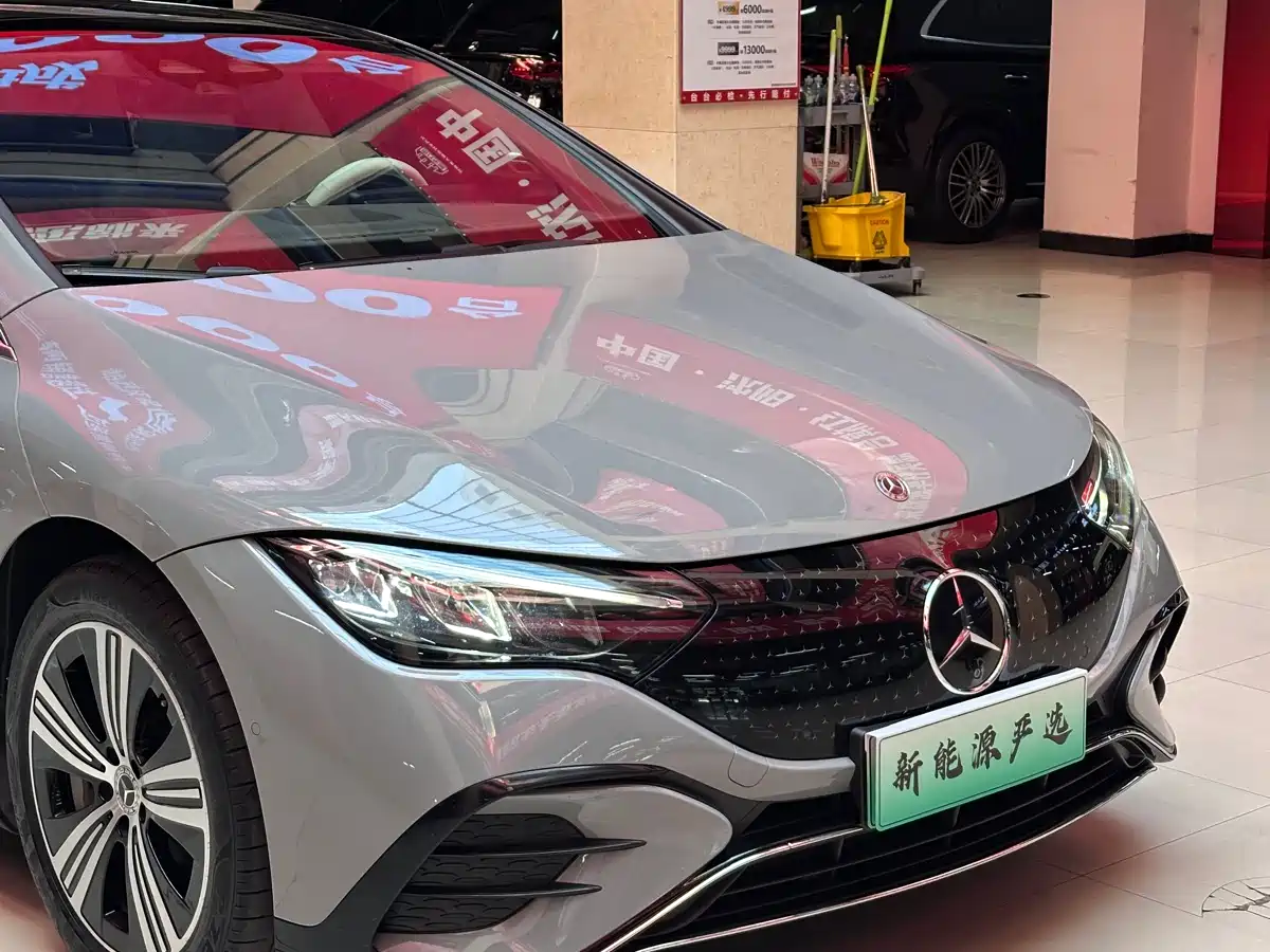 Mercedes-Benz EQE 2022 350 Luxury Edition фото 4