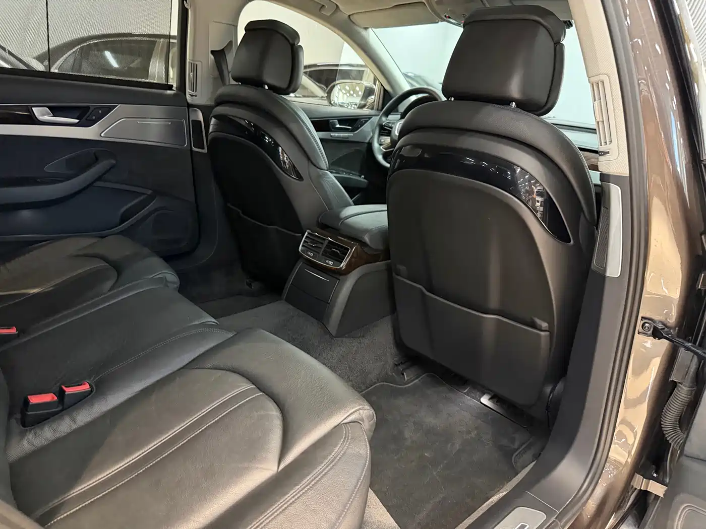Audi A8 2016 A8L 45 TFSI quattro Comfort фото 19