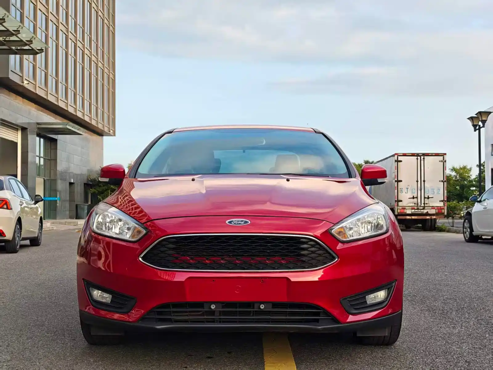 Фото 2 - Ford Focus