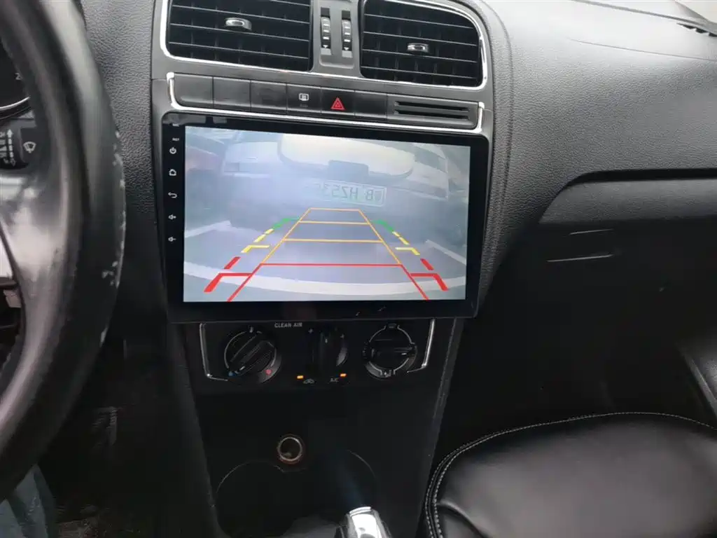 Volkswagen Polo 2016 1.6L Automatic Comfort фото 13