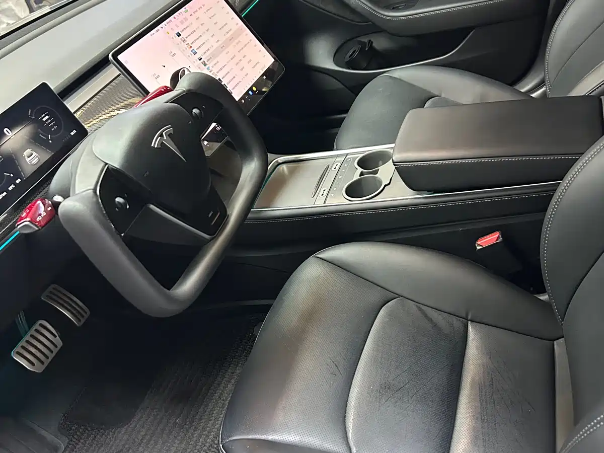 TESLA MODEL 3 (IMPORTED)