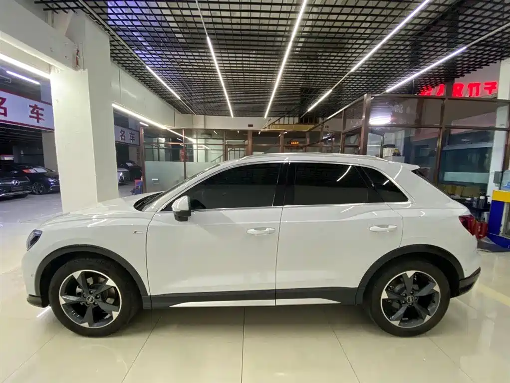 Audi Q3 2022 35 TFSI Fashion Dynamic фото 7