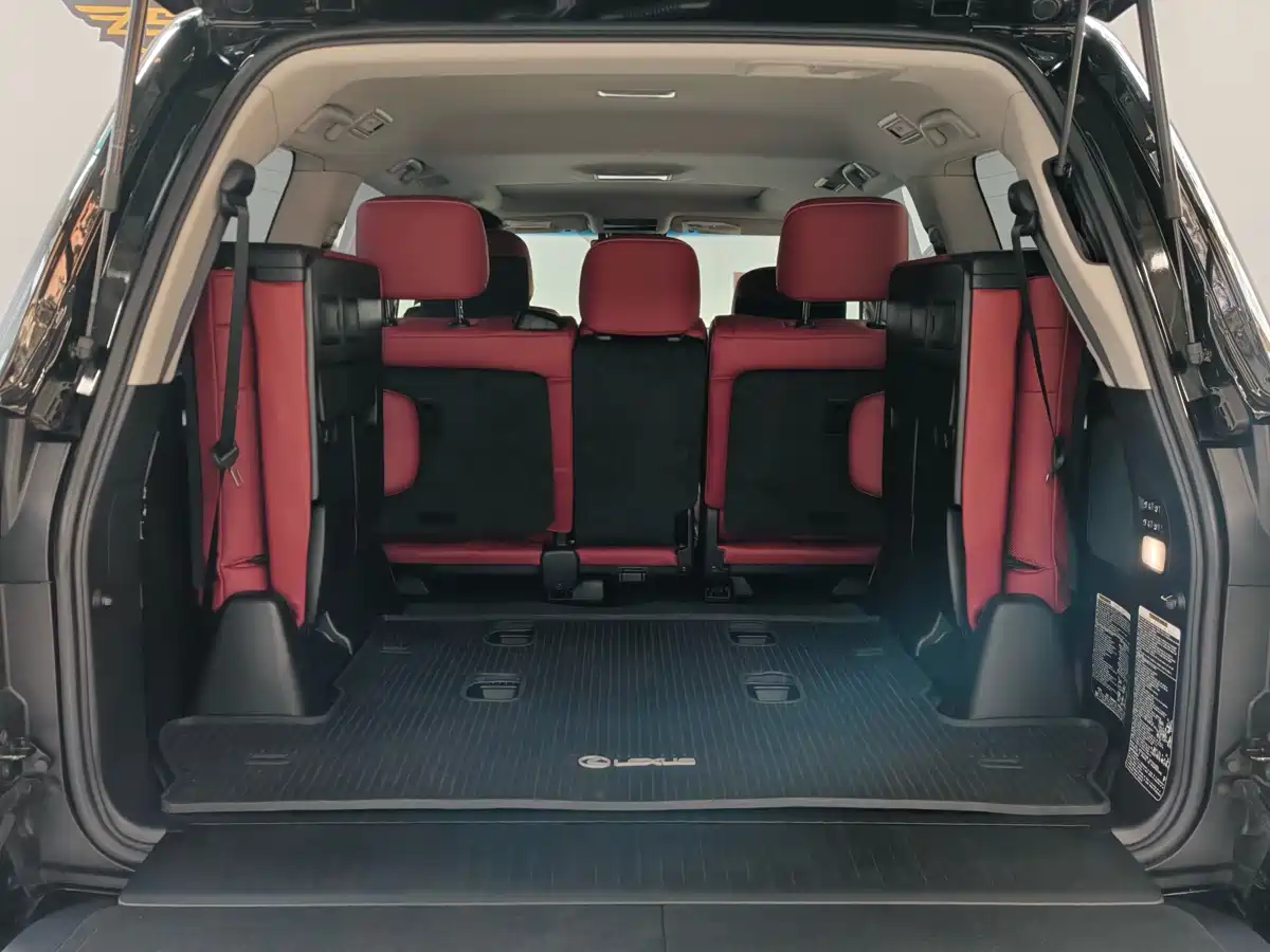 Lexus LX 2019 570 Prestige Luxury Edition фото 18