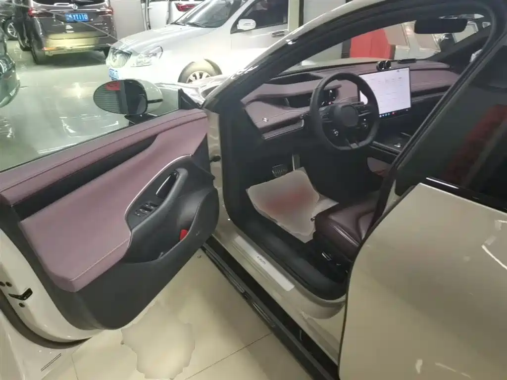Xiaomi Auto Xiaomi SU7 2024 AWD Max Founder's Edition фото 16