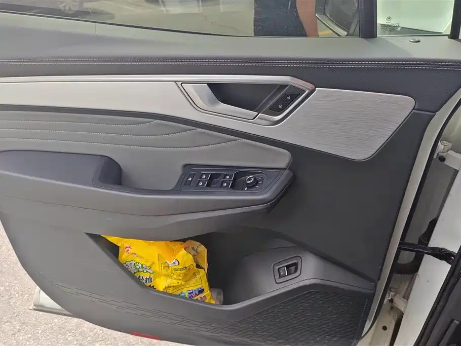 Volkswagen Talagon 2021 380TSI 4WD R-Line Explorer Edition фото 7