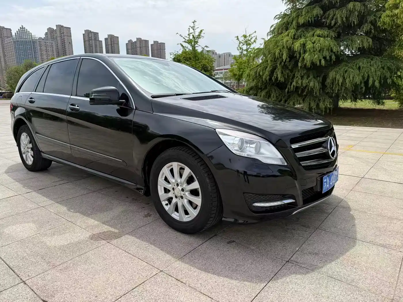 Mercedes-Benz R-Class 2011 R 350 L 4MATIC
