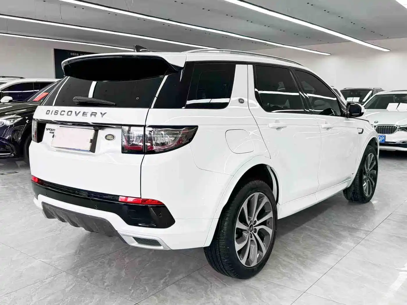 Land Rover Discovery Sport 2021 249PS R-Dynamic S Performance Edition фото 6