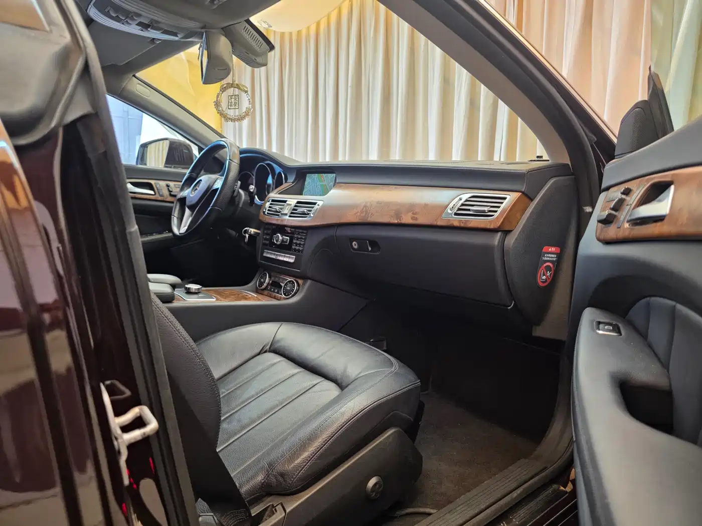 Mercedes-Benz CLS 2012 CLS 300 CGI фото 22