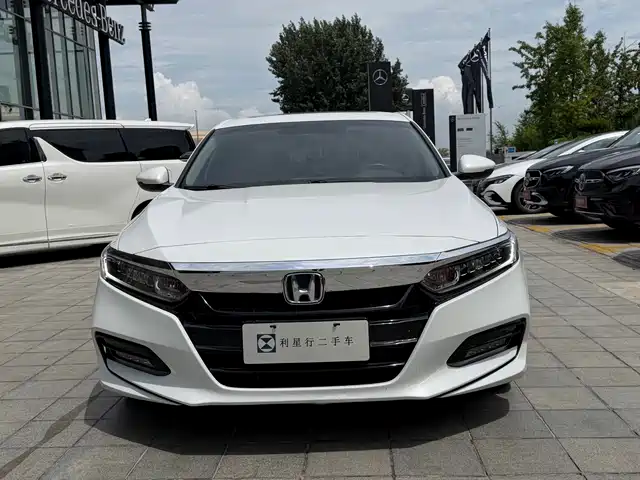 Honda Accord 2018 260TURBO Elite Edition China V — фото 2
