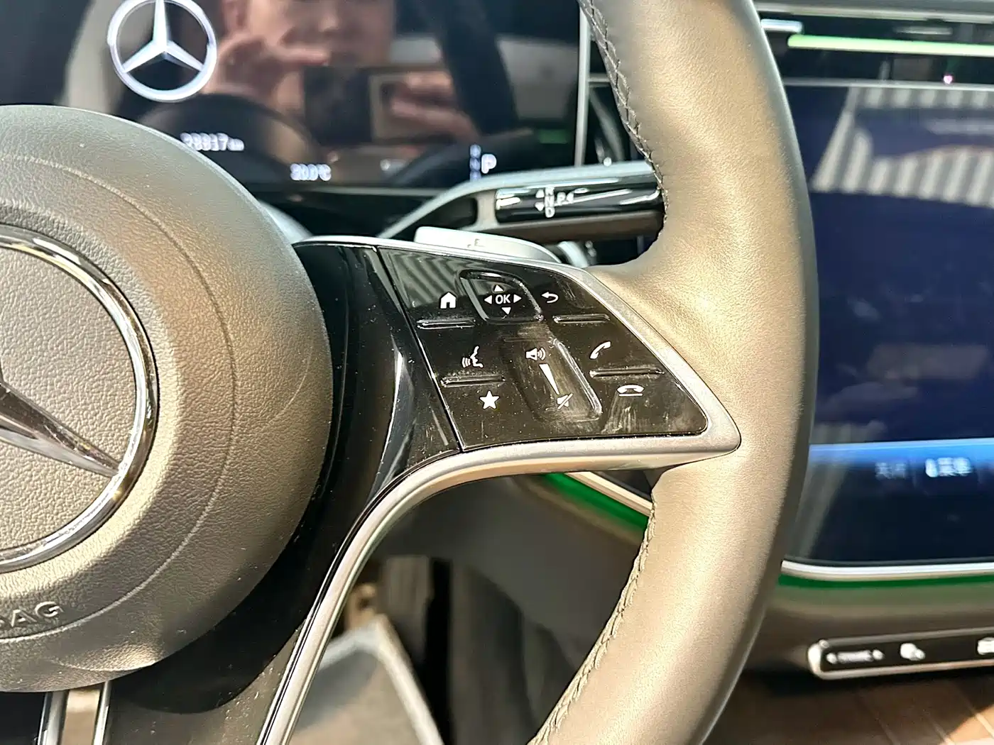 Mercedes-Benz E-Class 2024 Model E 300 L Luxury фото 15