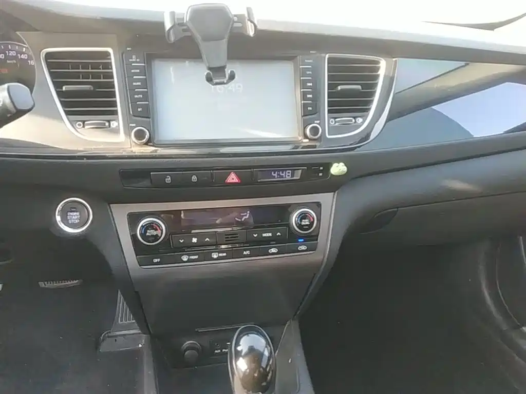 Hyundai Mistra 2014 1.8L Auto Smart GLS фото 13