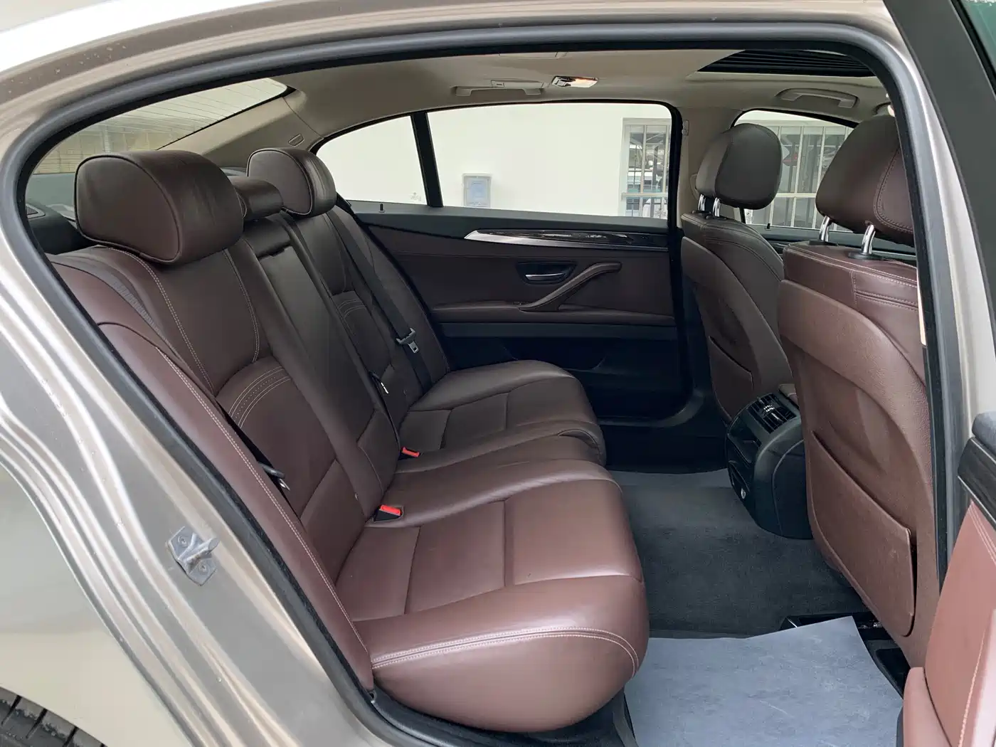 BMW 5 Series 2014 525Li Luxury Design Package фото 9
