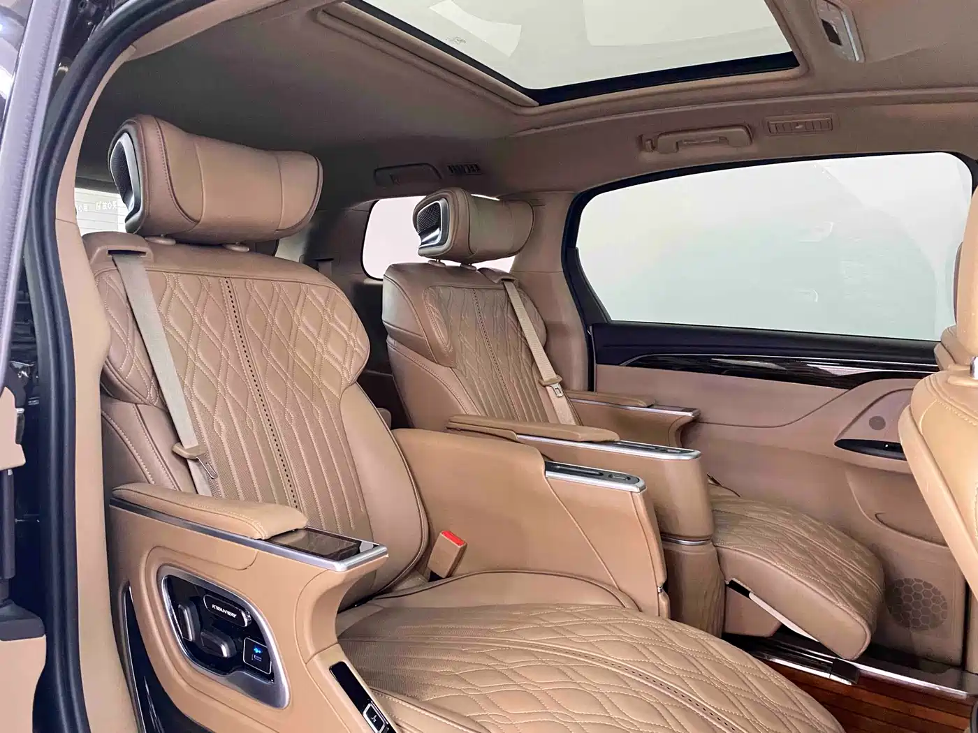 Buick GL8 2018 ES 28T Luxury Type China VI фото 27