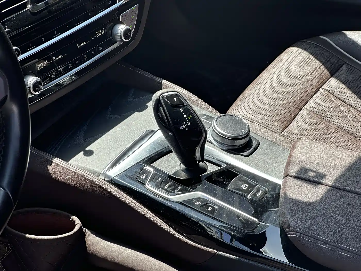 BMW 5 Series 2021 Facelift 530Li Leading M Sport Package фото 19