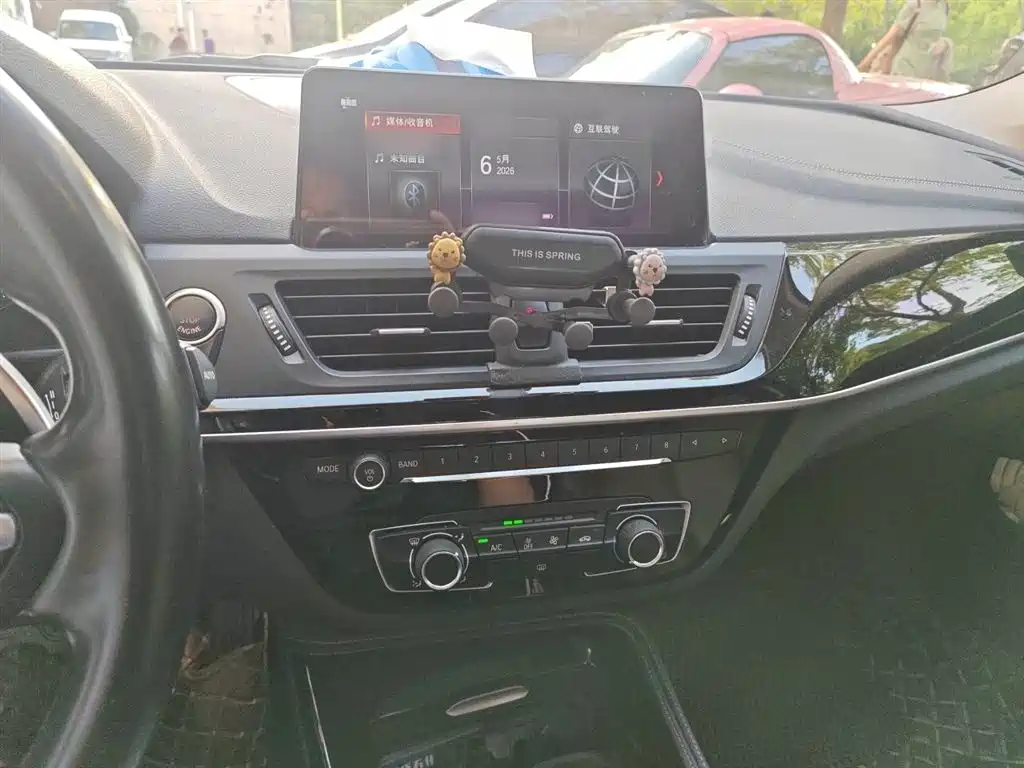 BMW 1 Series 2020 Model 125i Leading M Sport Package фото 6