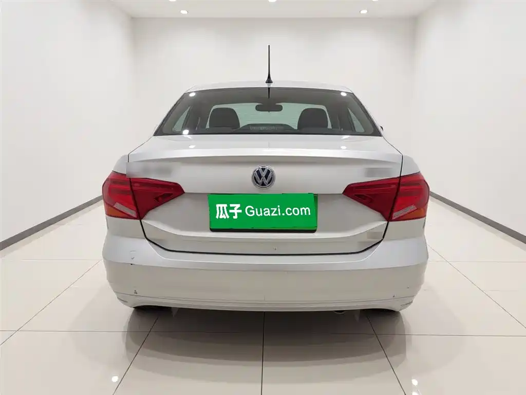Volkswagen Jetta 2017 1.5L Manual Fashion фото 5
