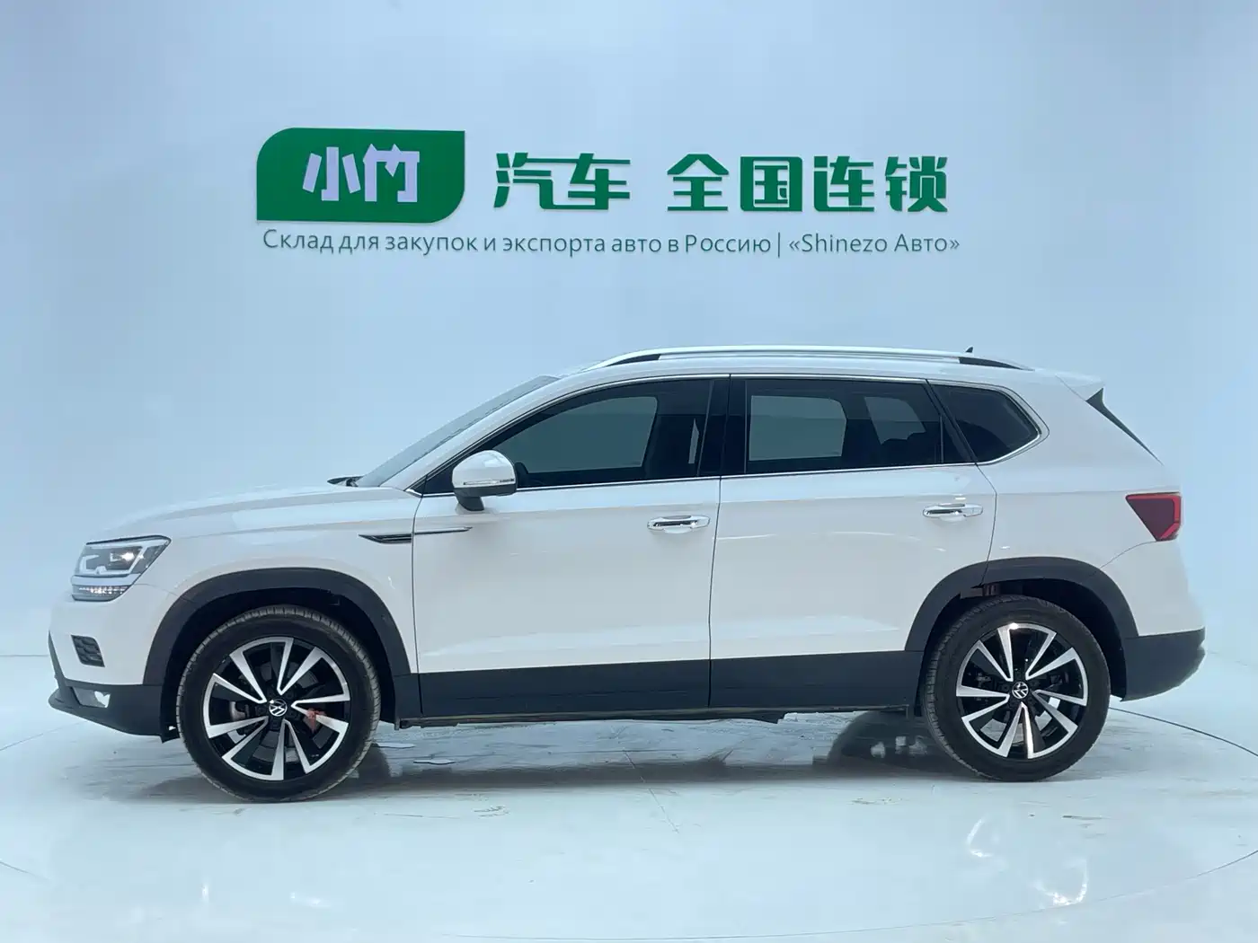 Volkswagen Tharu 2022 280TSI FWD Luxury Edition фото 8