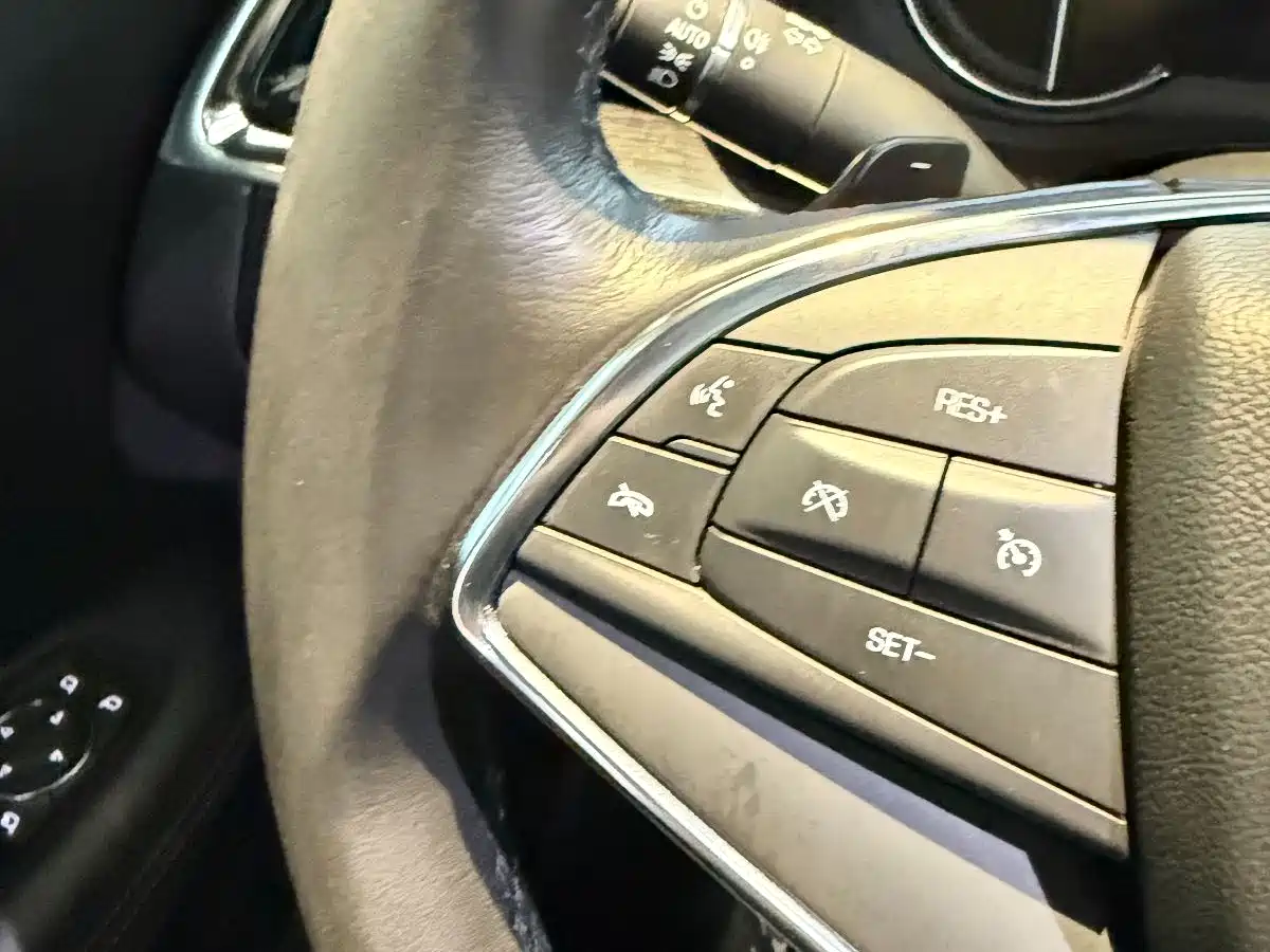 Cadillac XT5 2020 Facelift 28T Luxury Model фото 13