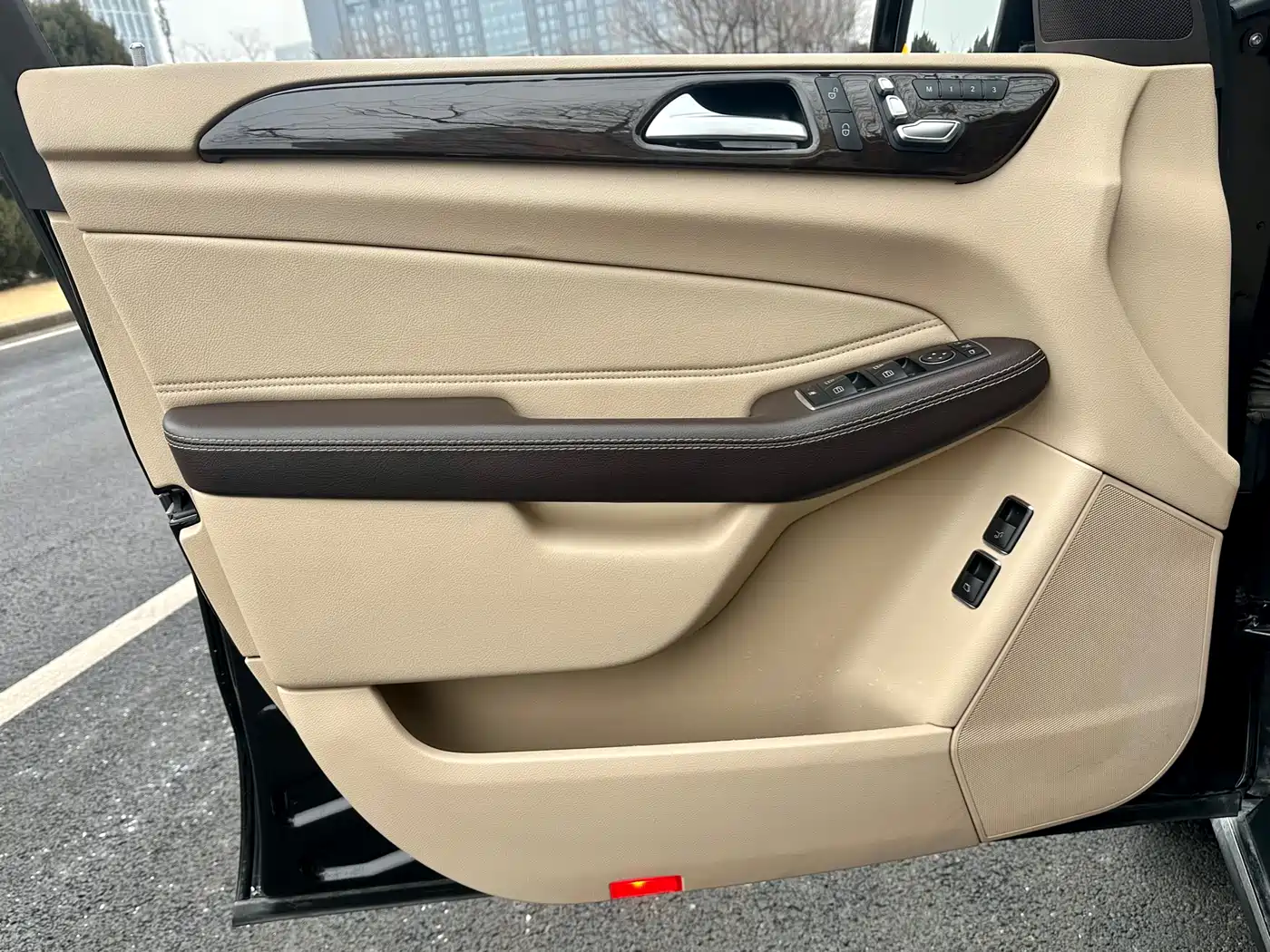 Mercedes-Benz GLS 2018 GLS 400 4MATIC Dynamic фото 12