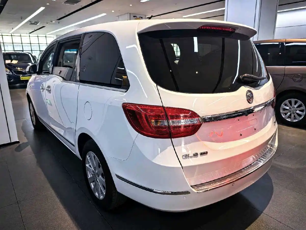 Buick GL8 2017 25S Luxury China V фото 4