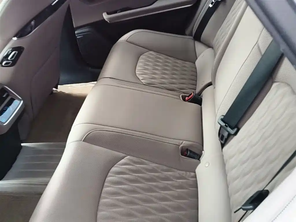 BYD Han 2025 DM-i Smart Driving Edition 125KM LiDAR Flagship фото 17