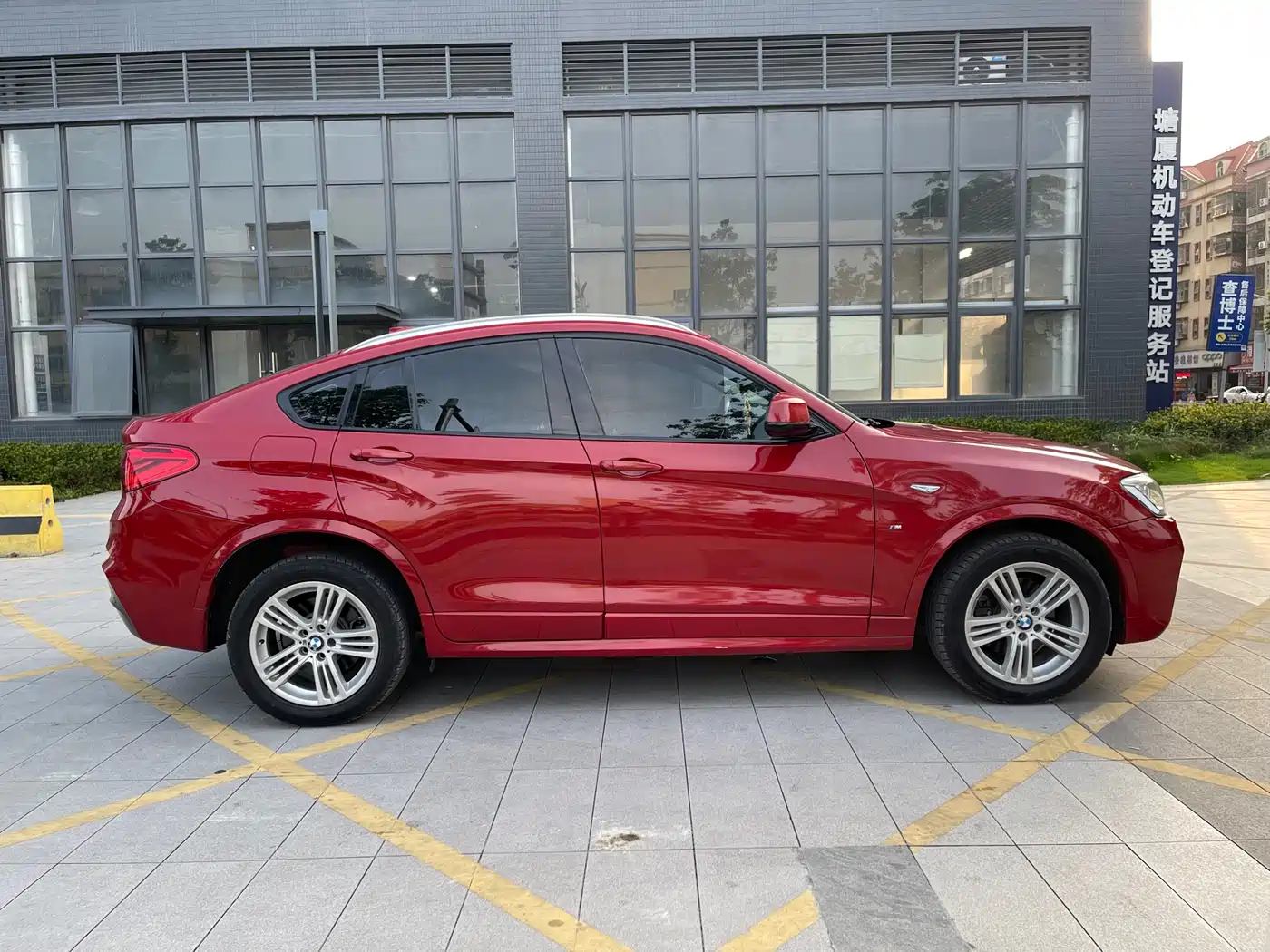 BMW X4 2016 Model xDrive20i M Sport фото 8