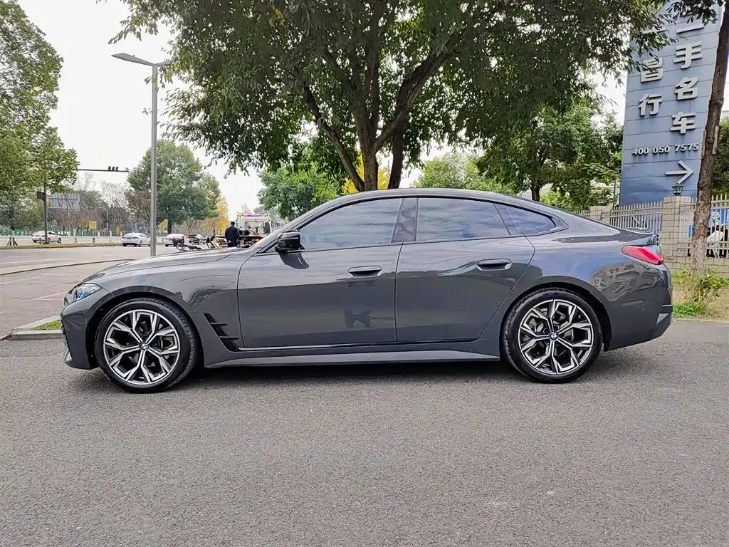 BMW 4 SERIES