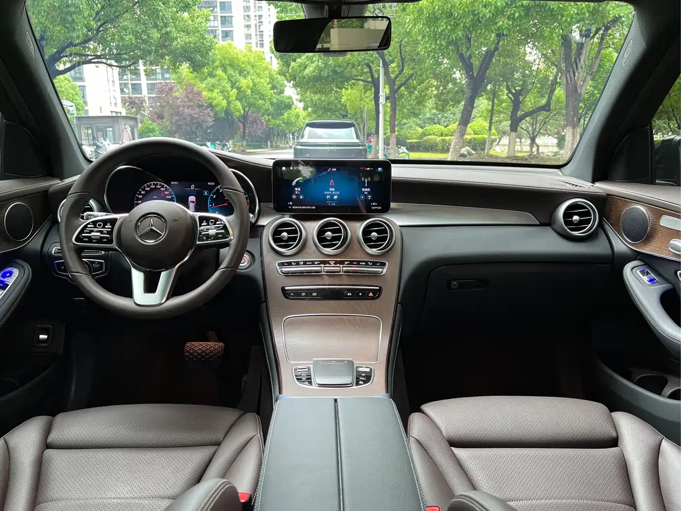 Mercedes-Benz GLC 2022 Model GLC 260 L 4MATIC Luxury Edition фото 5