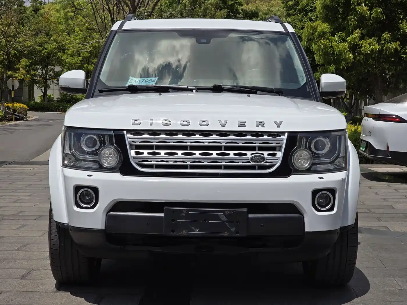 Land Rover Discovery 2016 3.0 SC V6 HSE фото 2