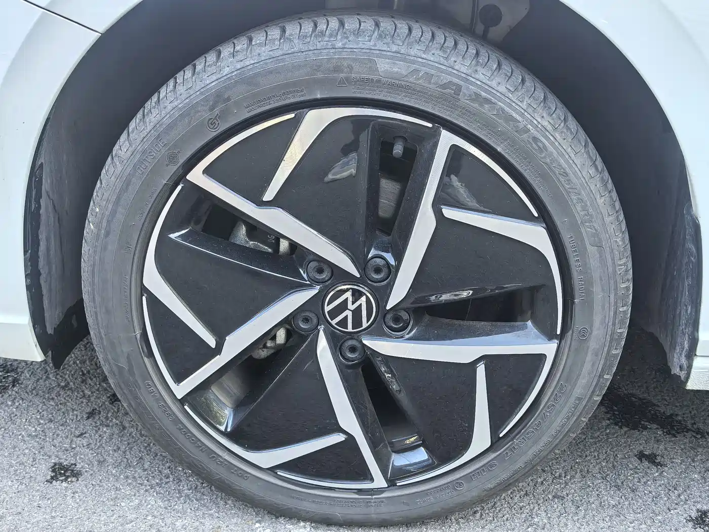 Volkswagen Lavida 2024 Model 300TSI DSG Starlight Full Comfort Edition фото 8
