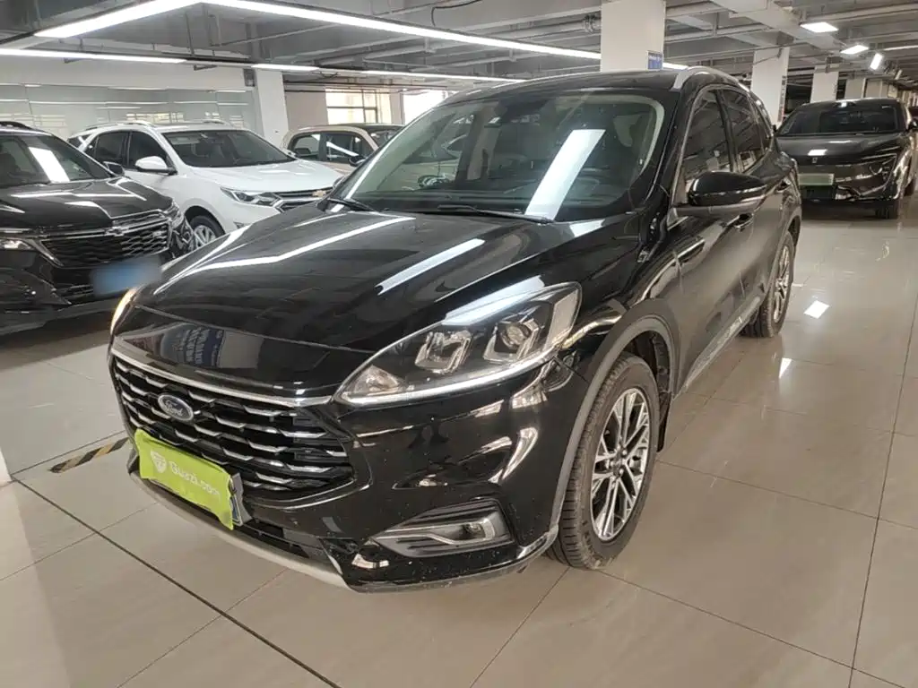 Фото 2 - Ford Escape
