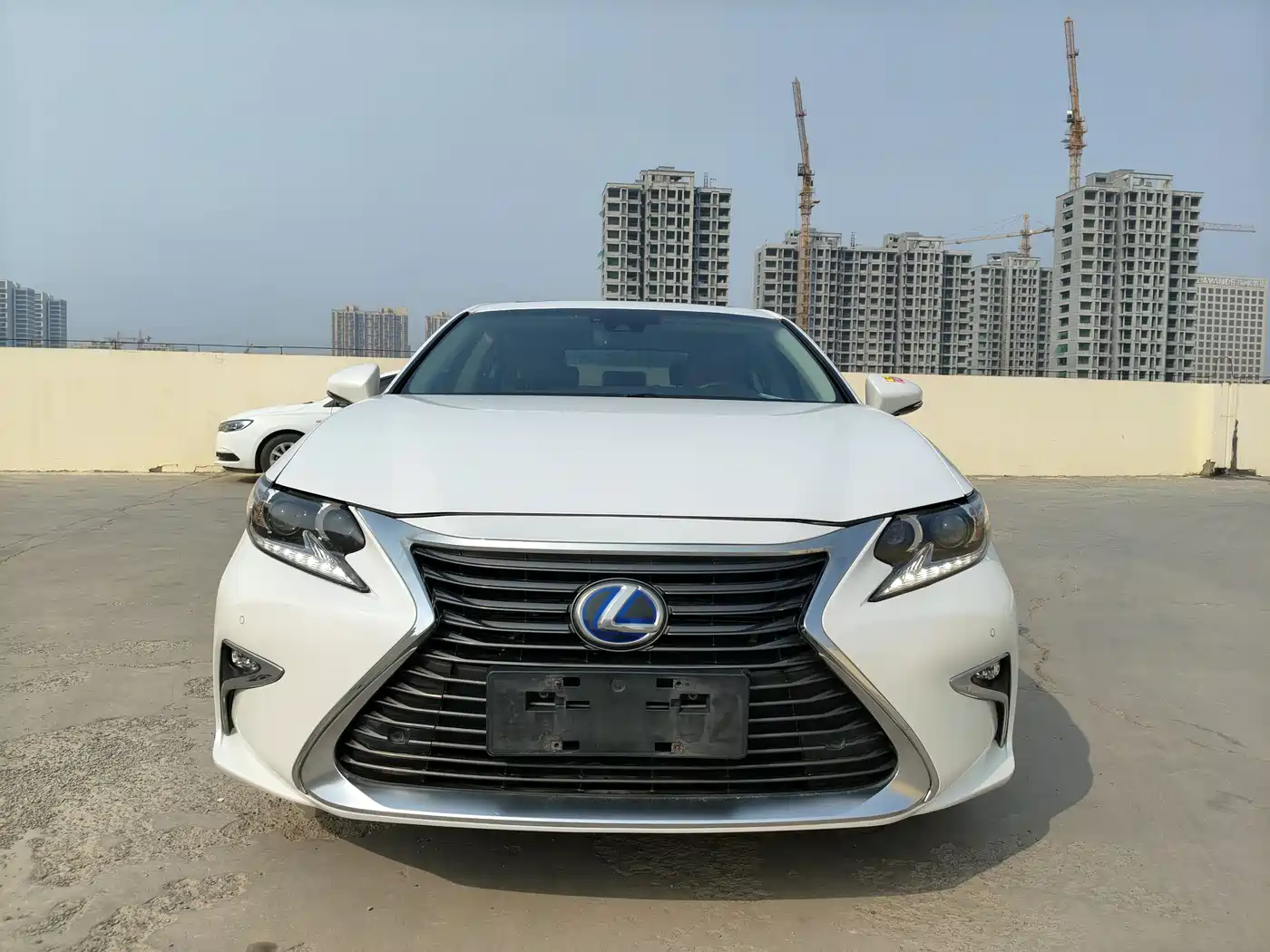 Lexus ES 2015 300h Comfort Edition фото 2